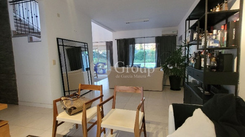 Casa Chalet En Venta En Las Liebres, Pilar, G.b.a. Zona Norte