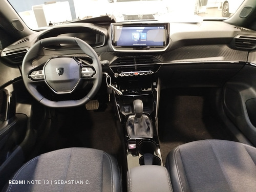 Peugeot 2008 1.0T Allure