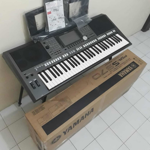 Imagen 3 de 4 de Yamaha Psr S970 61 Key Keyboard