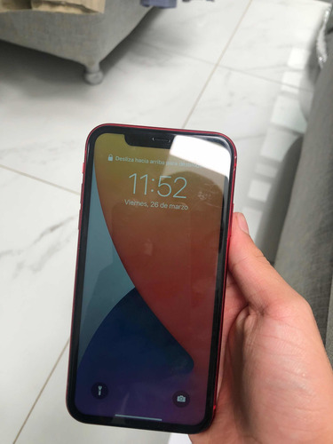 iPhone 11 Product Red 128gb (Usado)