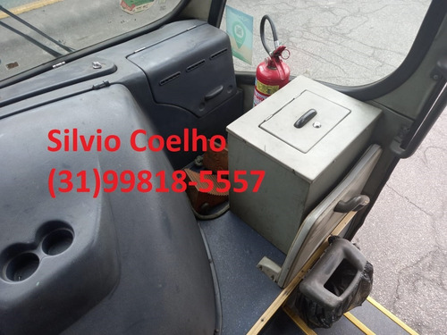 Imagem 11 de 12 de Micro Ônibus Rodoviário Com Ar Condicionado = Silvio Coelho