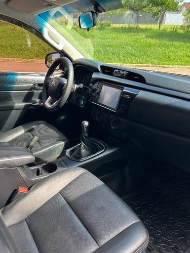 Toyota Hilux CD 4x4 2.8 Diesel Mec.
