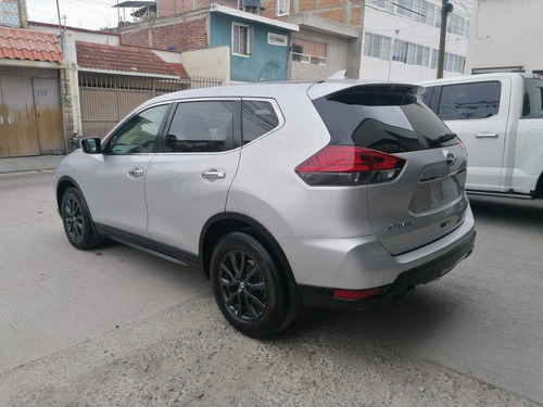 Nissan X-Trail 2.5 Advance 2 Row Cvt