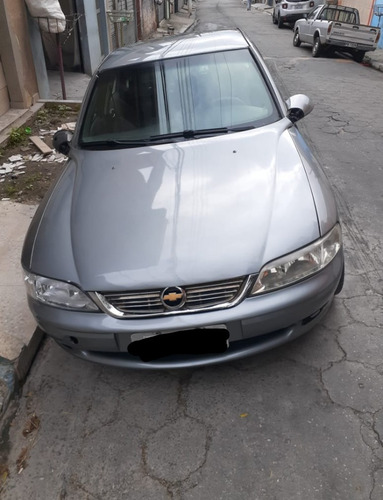Chevrolet Vectra 2000 2.2 16v Gls 4p