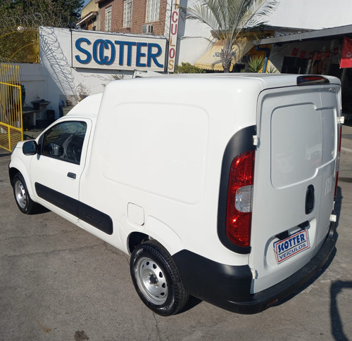 Fiat Fiorino 1.4 MPI FURGÃO ENDURANCE 8V FLEX 2P MANUAL