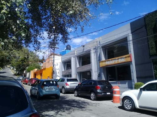 Imagen 8 de 13 de Renta De Local En Pequeña Plaza Comercial