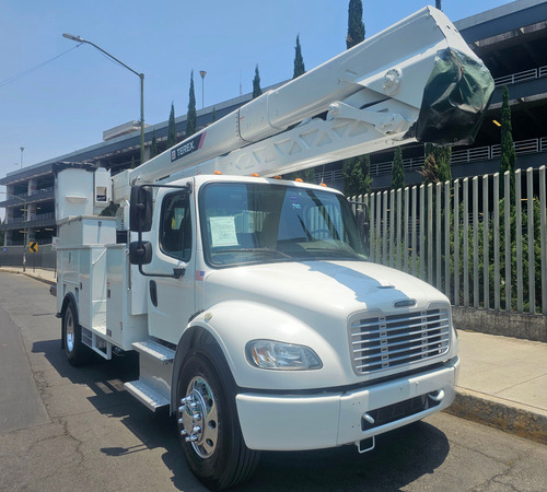 Camion Grua Canastilla Freightliner M2 106 Aut 2016