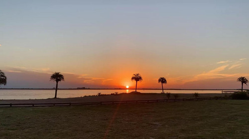 Terreno En Venta - 2.630mts2 - Carmelo, Uruguay