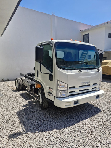 Isuzu Elf 400 Modelo 2013