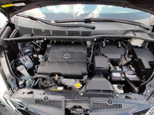 Imagen 8 de 15 de Toyota Sienna Le 2016