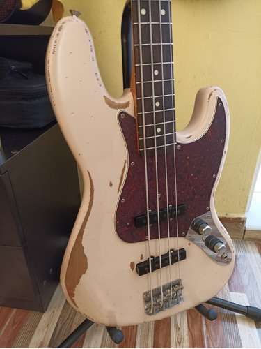 Bajo Fender Jazz Bass 1963 Roadworn Signature Flea, Gig Bag 