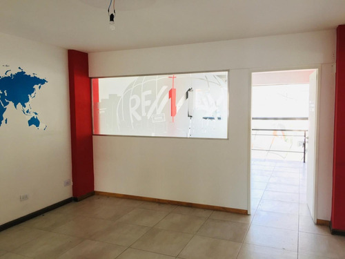 Imagen 23 de 30 de Importante Local En Alquiler En Ramos Mejía