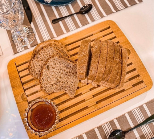 Imagem 4 de 6 de Tábua Migalheira Com Bandeja Bambu Cortar Pão Mimo Style
