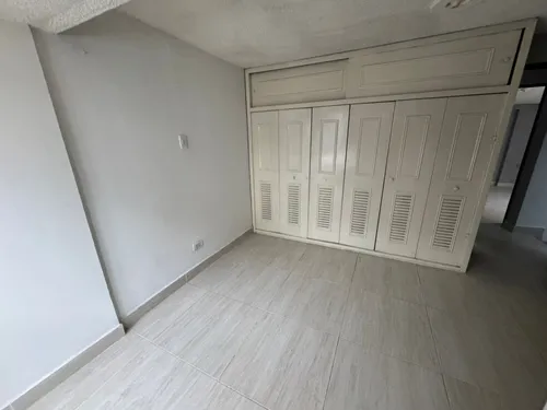 Casa En Venta En Villa Del Prado. Cod V8014562
