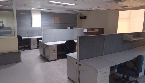 Imagen 7 de 21 de Alquilo Oficinas Distintos Metrajes En Moderno Edificio Puerto La Cruz, Av. Municipal