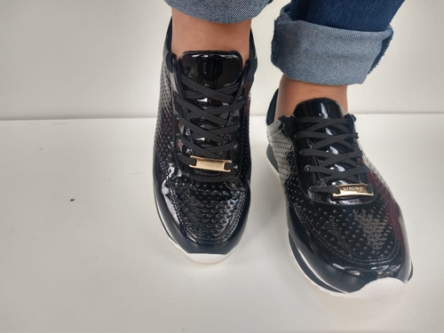 Tênis Jogging Em Verniz Via Uno Com Laser Cut Feminino | Mercado Livre