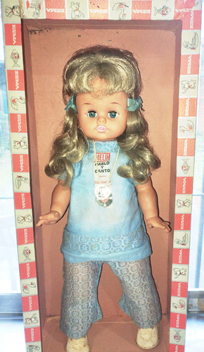 Muñeca Antigua Melih. Caja Original Con 2 Discos (años60) (Usado)