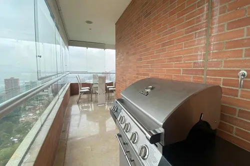 Apartamento En Venta En El Poblado. Cod V501043