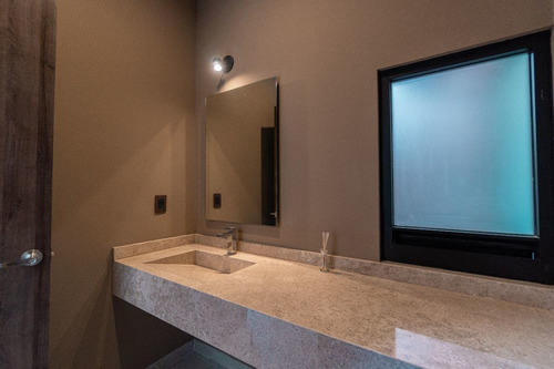 Estrena Residencia En Altozano, De Autor, 3 Recamaras, Sala Tv, Jardín, Luxury