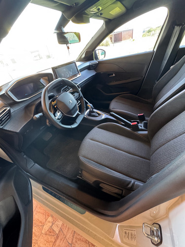 Peugeot 208 1.6 Road Trip Tiptronic