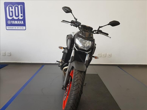Imagem 3 de 4 de Yamaha Mt-07 Abs