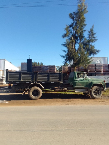 Imagen 5 de 8 de Ford 7000