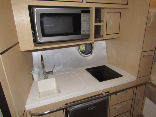 Lancha Armada 300