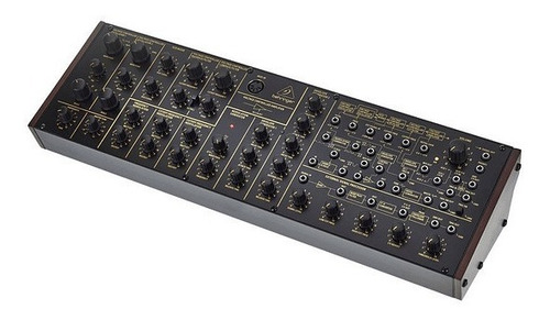 Imagen 1 de 3 de Behringer K-2 - Sintetizador Analógico