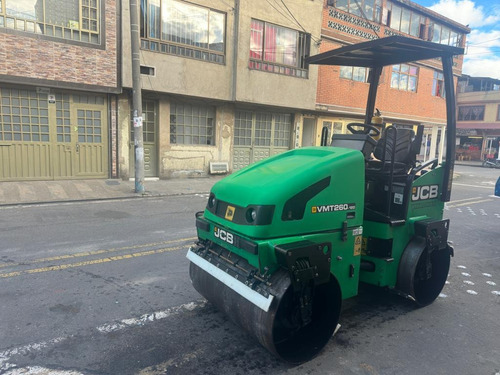 Vibrocompactador Jcb, Linea Vmt 260-120, Modelo 2013. 3ton