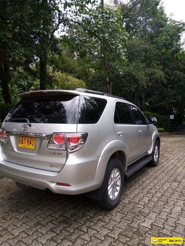 Toyota Fortuner 3.0 Sr5