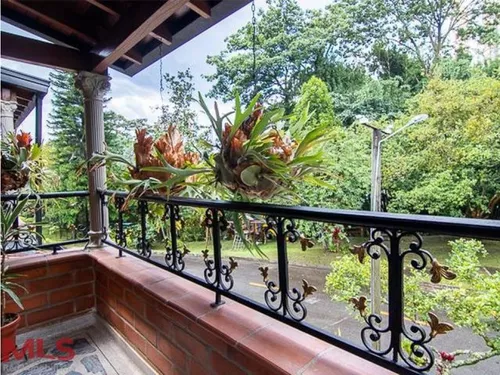 Casa Tranquila En Excelente Sector.(mls#235167)