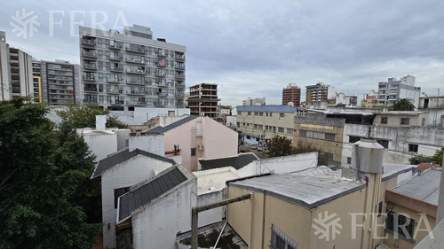 Venta Departamento 2 Ambientes Con Balcón En Wilde