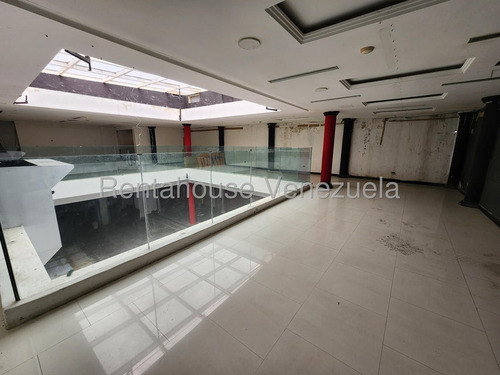 Local Comercial En Venta En Las Mercedes Terreno Caracas