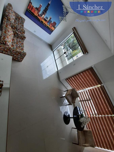 Imagem 12 de 15 de Casa Em Condomínio Para Venda Em Arujá, Jardim Fazenda Rincão, 4 Dormitórios, 4 Banheiros, 4 Vagas - 210707_1-1983760