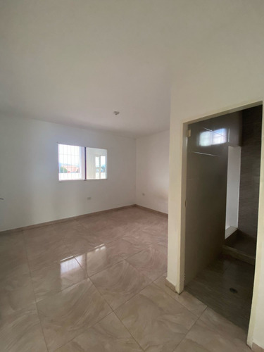 Imagen 22 de 30 de #@edificio En Venta Zona Oste Barquisimeto Con Oficinas Y Apartamentos Fgr 23-4060#@