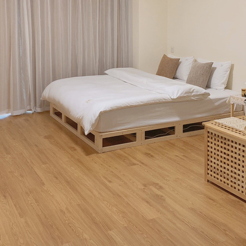 Piso Lvt O Pvc Adherible Caja 18 De Piezas Decototal Tabaco