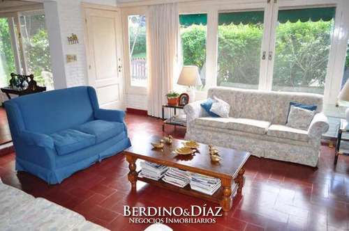 Oportunidad En Playa Mansa- Ref: 679
