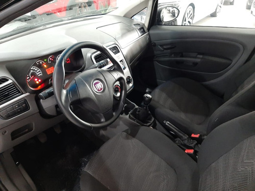 Imagem 7 de 9 de Fiat Punto Attractive 1.4 Completo 2012