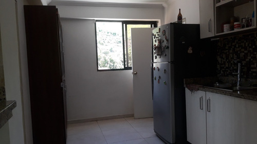 Imagen 6 de 13 de Apartamento Zona Céntrica De La Victoria