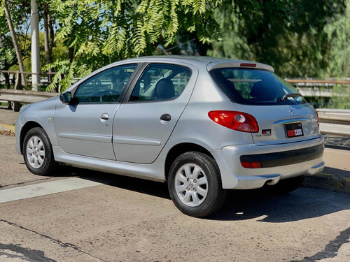 Peugeot 207 2009 1.4 Xs