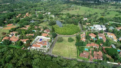 Lote y casalote en venta