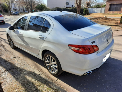 Imagen 6 de 7 de Peugeot 408 Thp