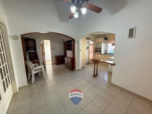 Casa En Venta 5 Ambientes - San Antonio De Areco