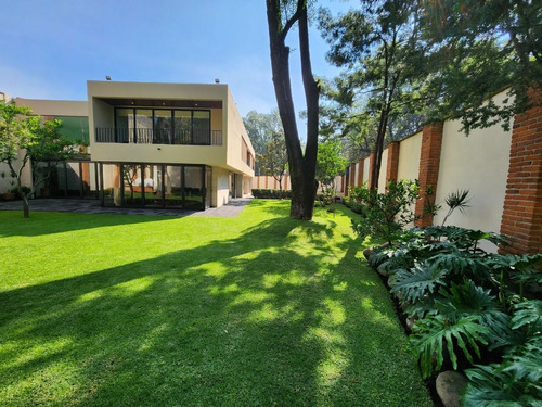 Sorprendente Casa Moderna En Venta En San Angel