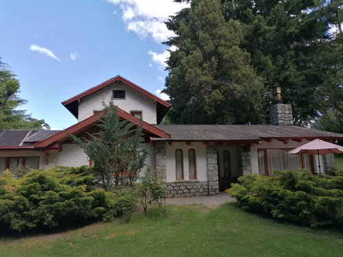 Residencia Con Costa De Lago - Alquiler Turístico