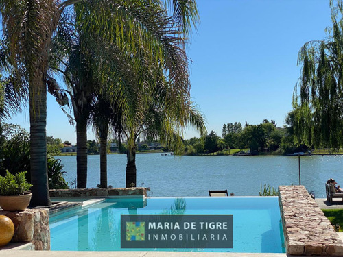 Casa En Venta Barrio Santa Barbara