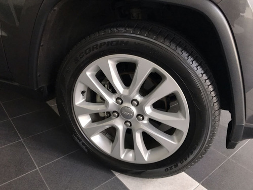 Imagen 11 de 15 de Jeep Grand Cherokee 2017 3.6 V6 Limited Lujo 4x2 At