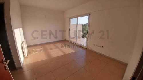 Venta: Dos Ambientes Balcón Terraza Y Cochera En Balvanera