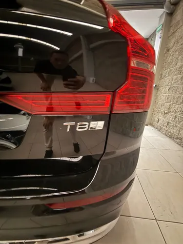 Volvo XC60 2.0 T8 Plus