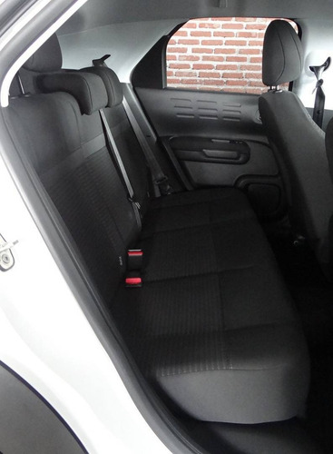 Imagem 10 de 12 de Citroën C4 Cactus 1.6 Vti 120 Flex Feel Eat6